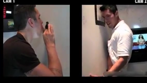 Dude gets blowjob through gloryhole by kinky gay dude