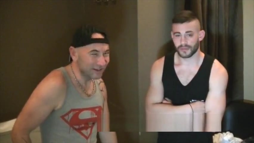 jess fucked bareback by ricky blue during a massage