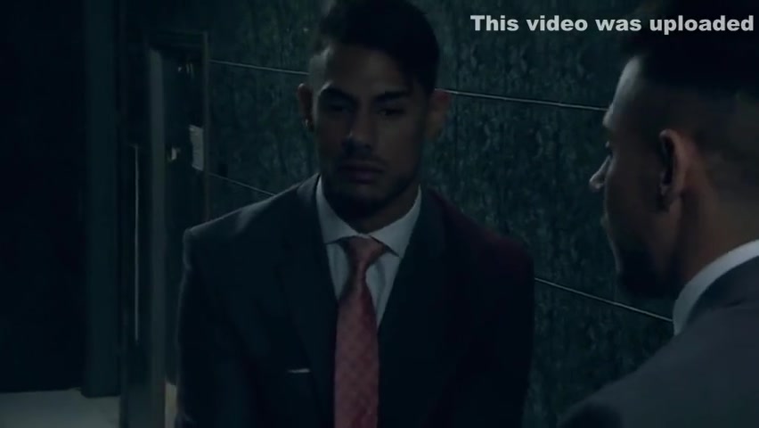 Luscious Gay Guy Gets Massaged & Fucked