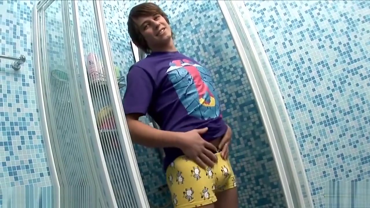 Young Jerome Shower Jacking
