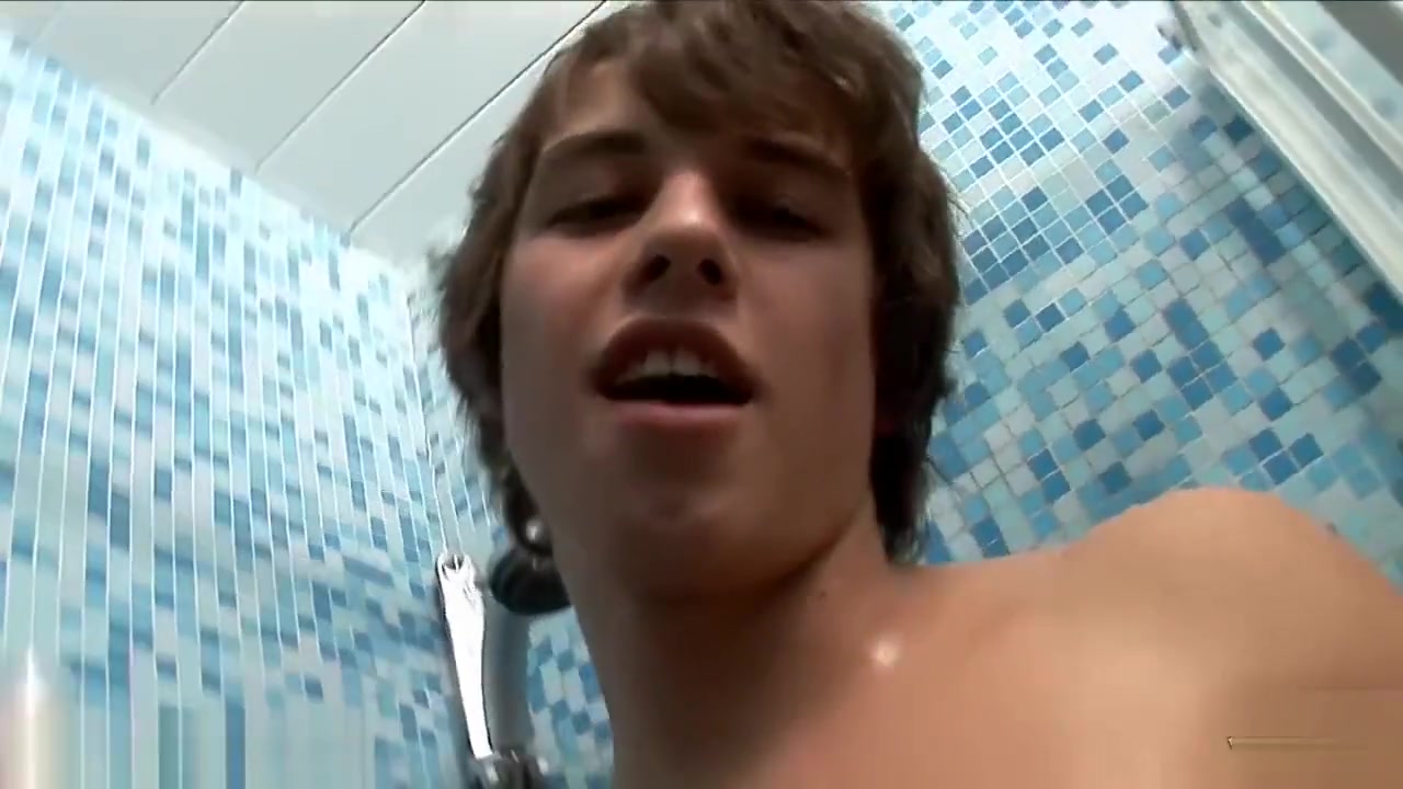 Young Jerome Shower Jacking