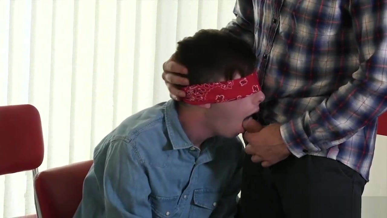 FamilyDick - Kissing Cousins,- DRAWING STRAWS