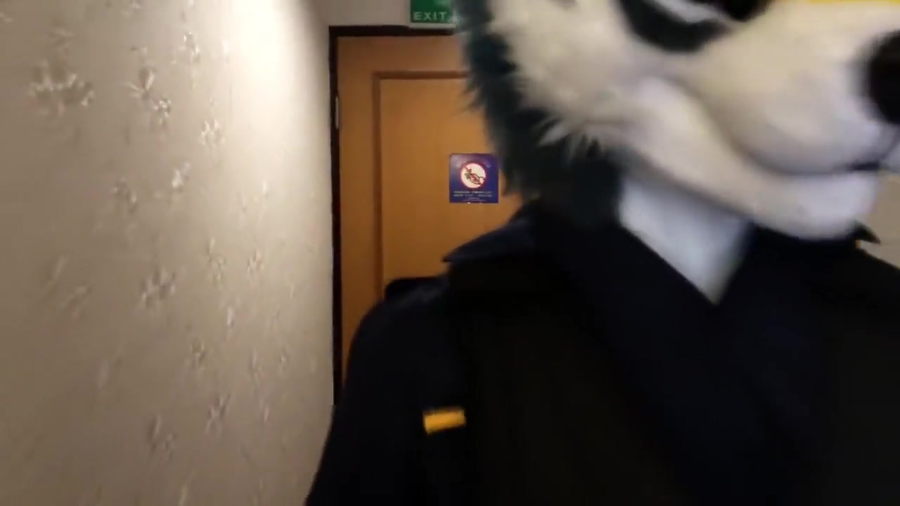 Muscular Wolf Police Officer's break time exercise DiscordNight AgonyLight