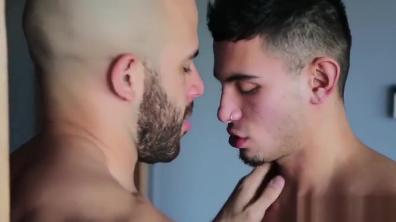 Austin Wilde Pounds Ricky Roman!