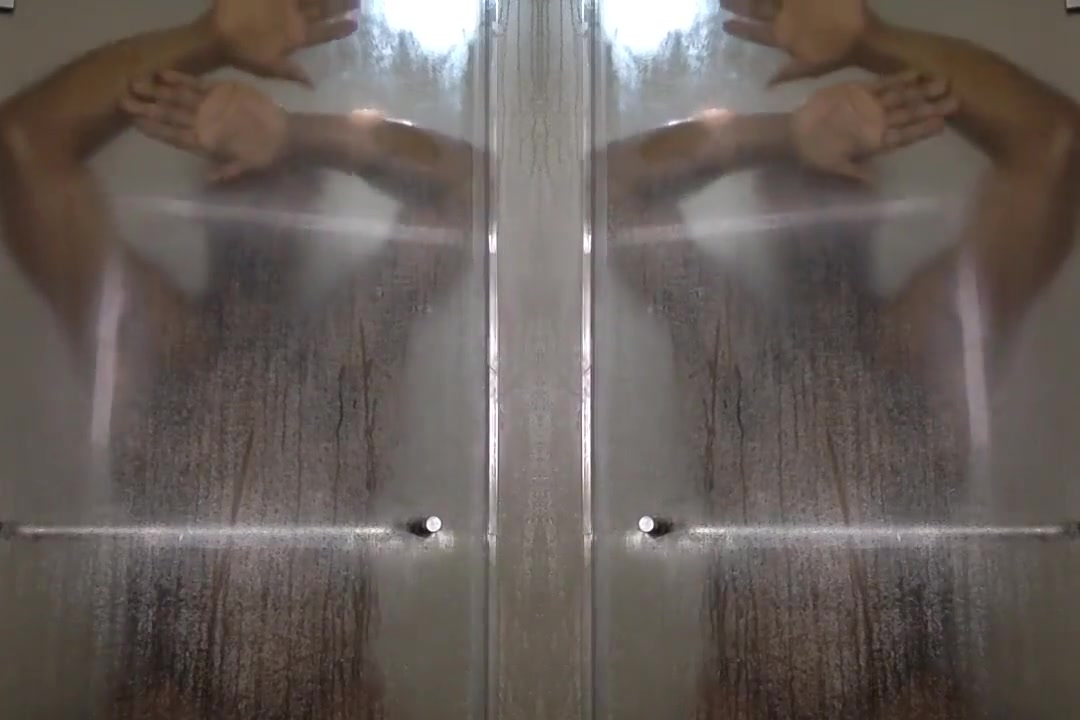 Shower tease (degeneratexxx.tumblr.com)