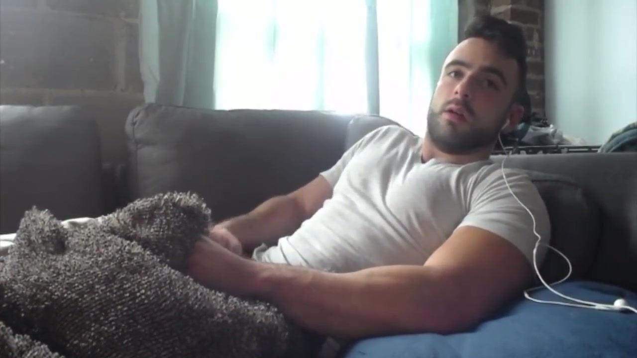 Stan Jerks Off in The Shower - Hairy Muscle