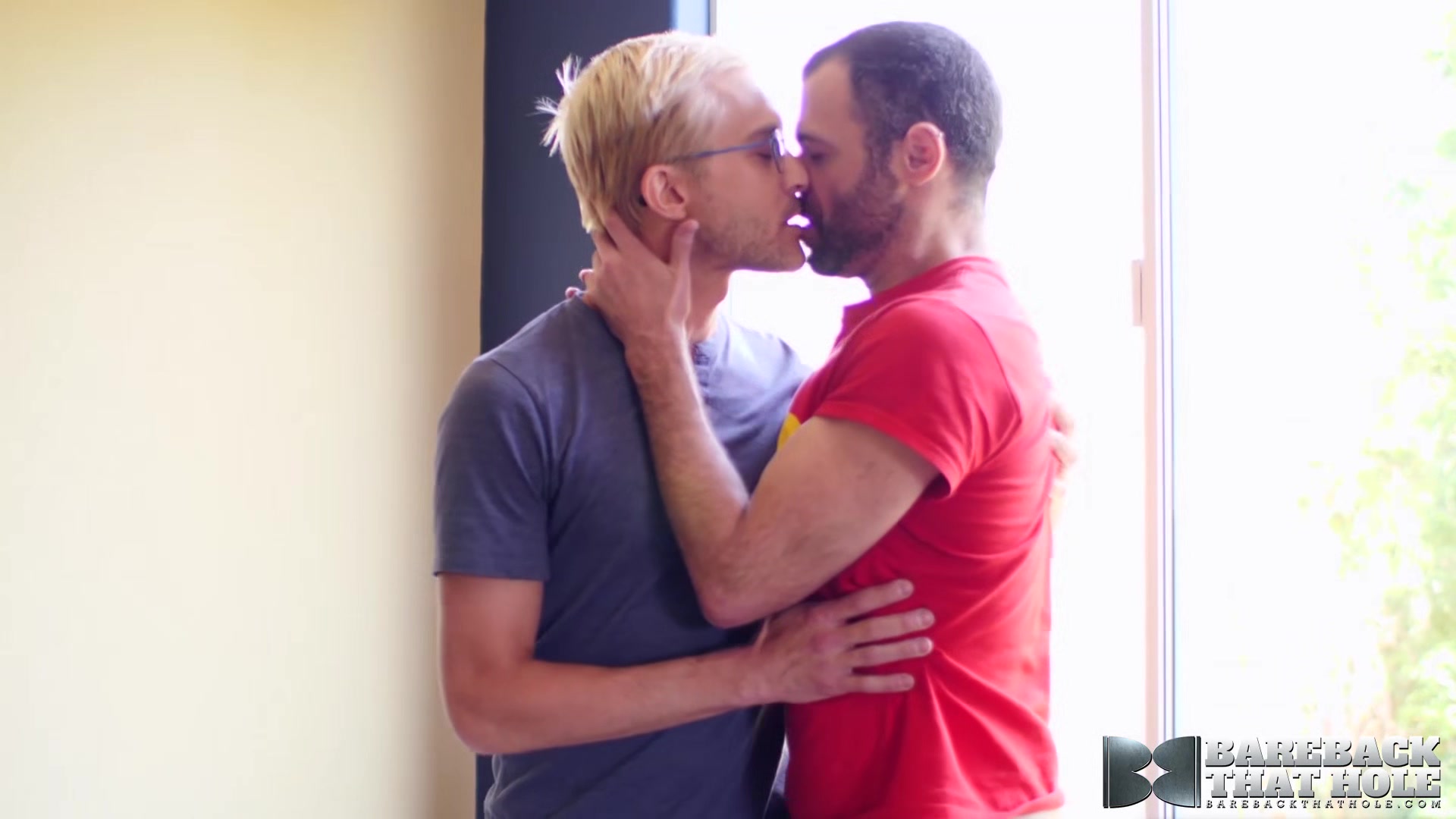 BAREBACKTHATHOLE Blond Sherman Maus Barebacks Dusty Williams
