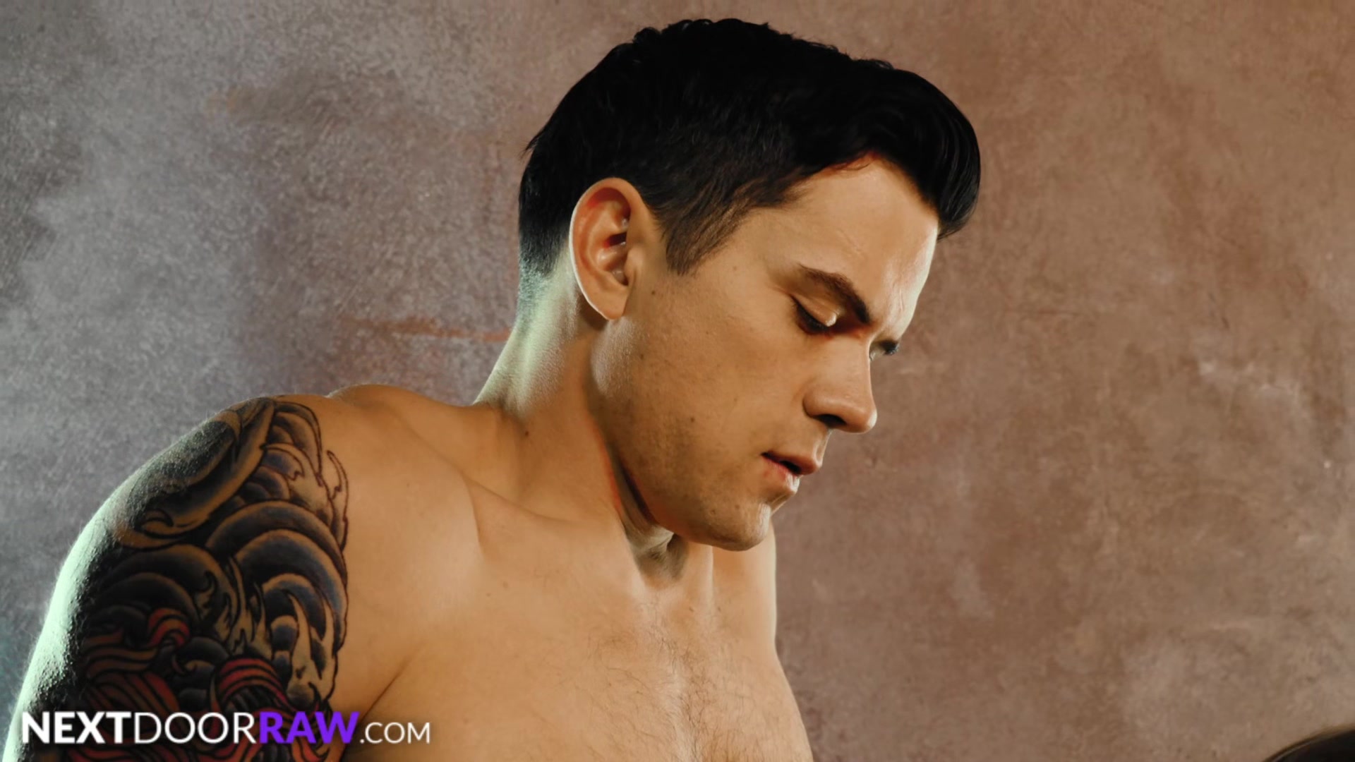 Dominant Dakota Payne Feeds His Dick To Obedient Hunk