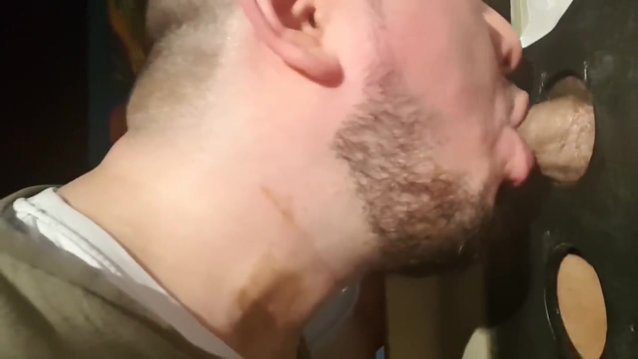 blowjob turkish cut cock 20 years old student 18+ Frankfurt gloryhole