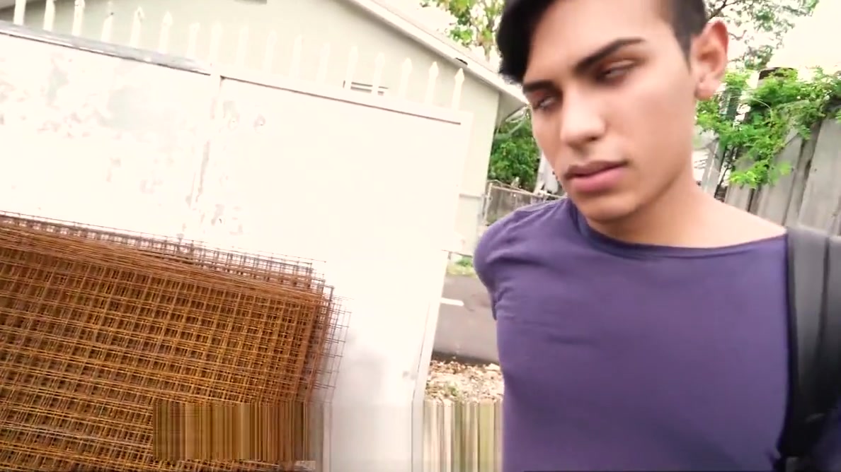 LatinLeche - Latino Gets Barebacked Outdoors