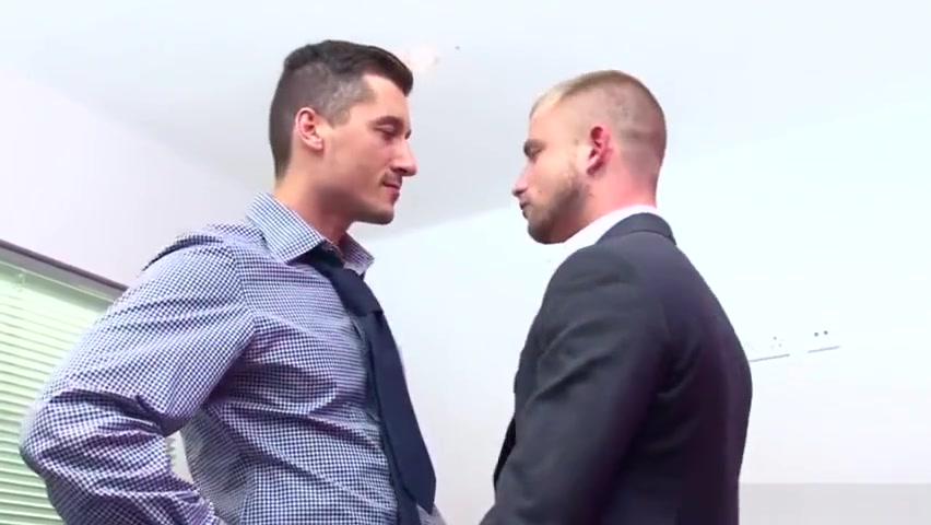 British office hunk rimming and assfucking