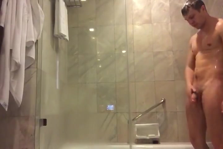 Hot Aussie in Shower