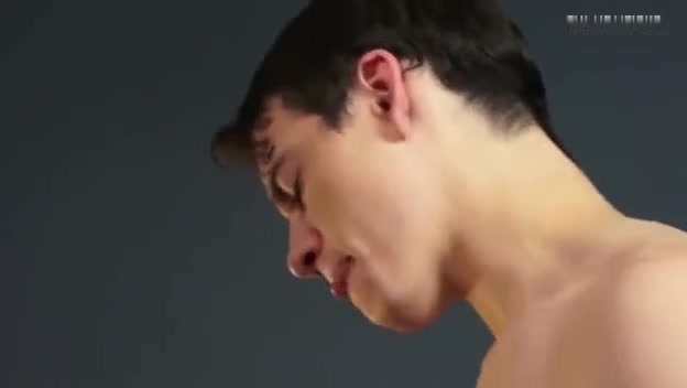 Twink Gets A Massage