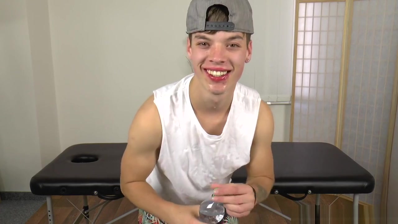 Tommy Poulain - Handjob Casting