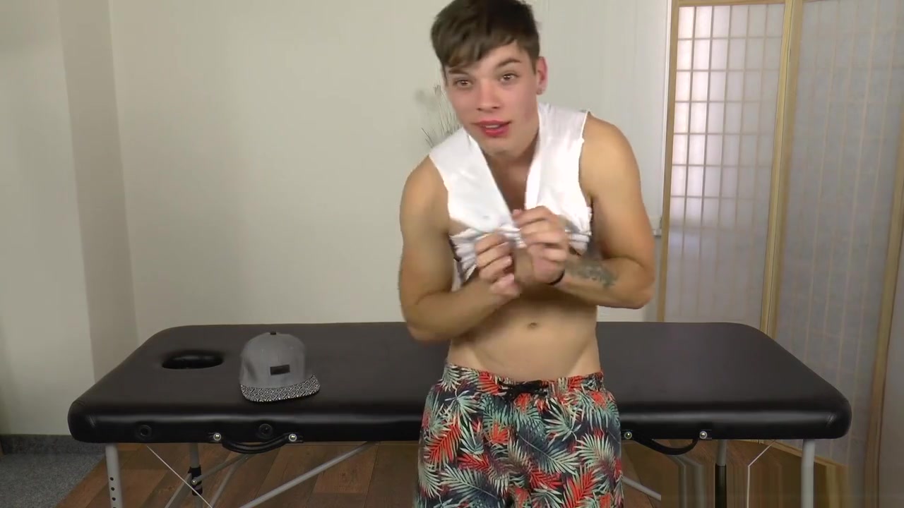 Tommy Poulain - Handjob Casting