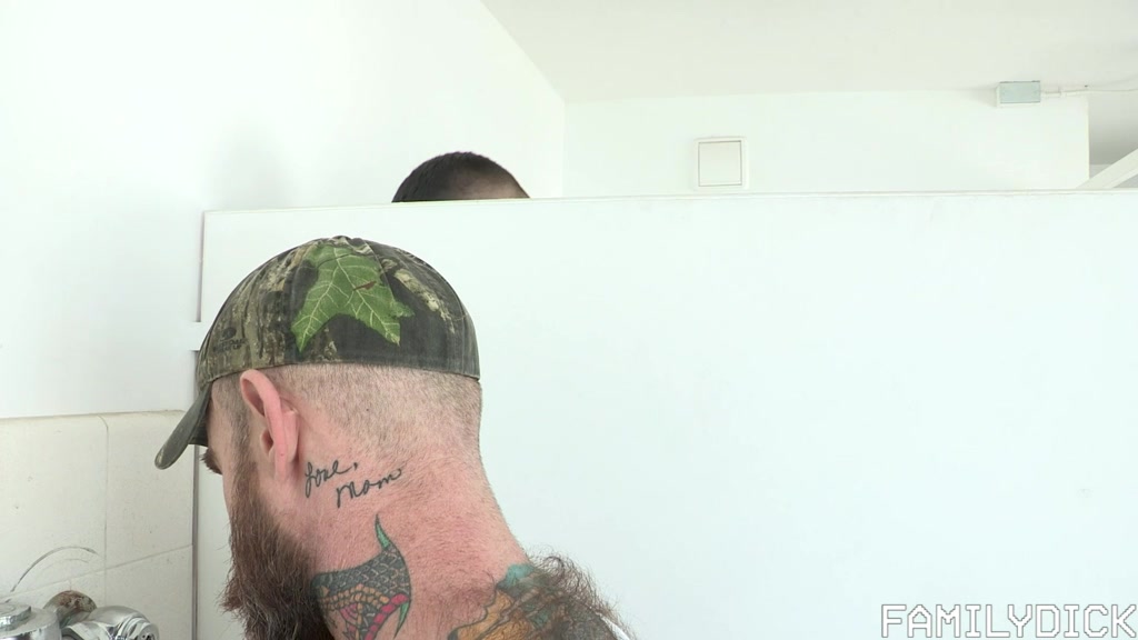 Country Step daddy Ch 2: Locker Spy Room - jake Dixon, Dylan Hayes