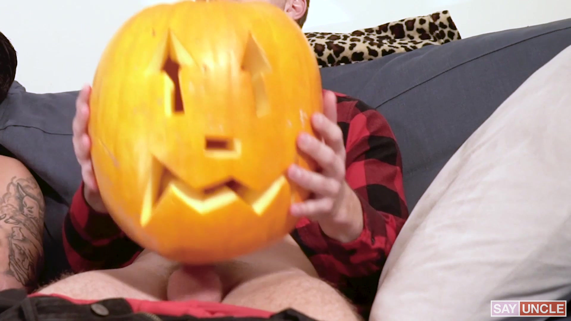 Halloween Pumpkin Surprise - Ryan Bones, Benjamin Blue