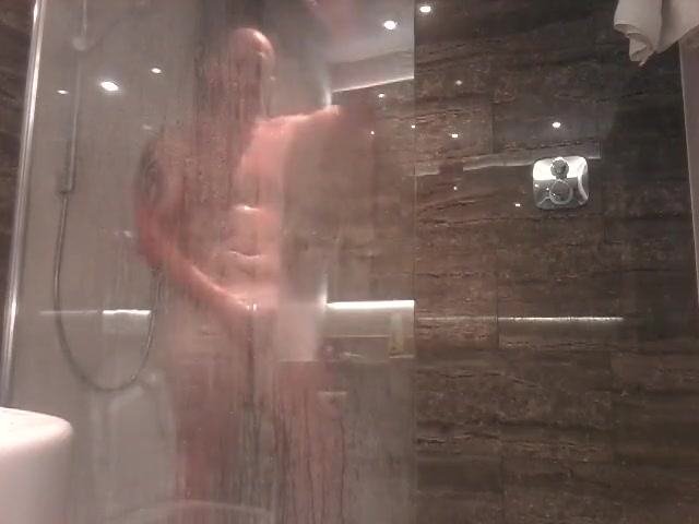 Shower solo