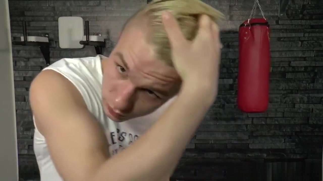 CASTING HANDJOB CUMSHOT -Featuring Jonas Petersen