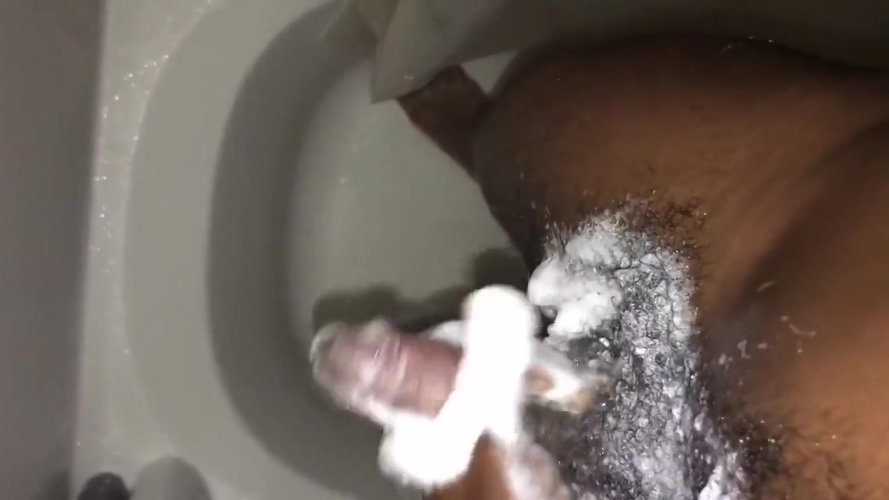 JohnO Playing In The Shower