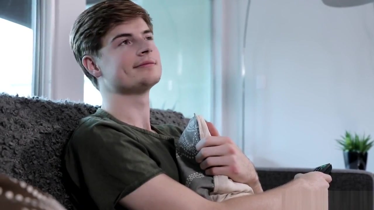 NextDoorBuddies Muscle Dick Barebacks Young College Boy