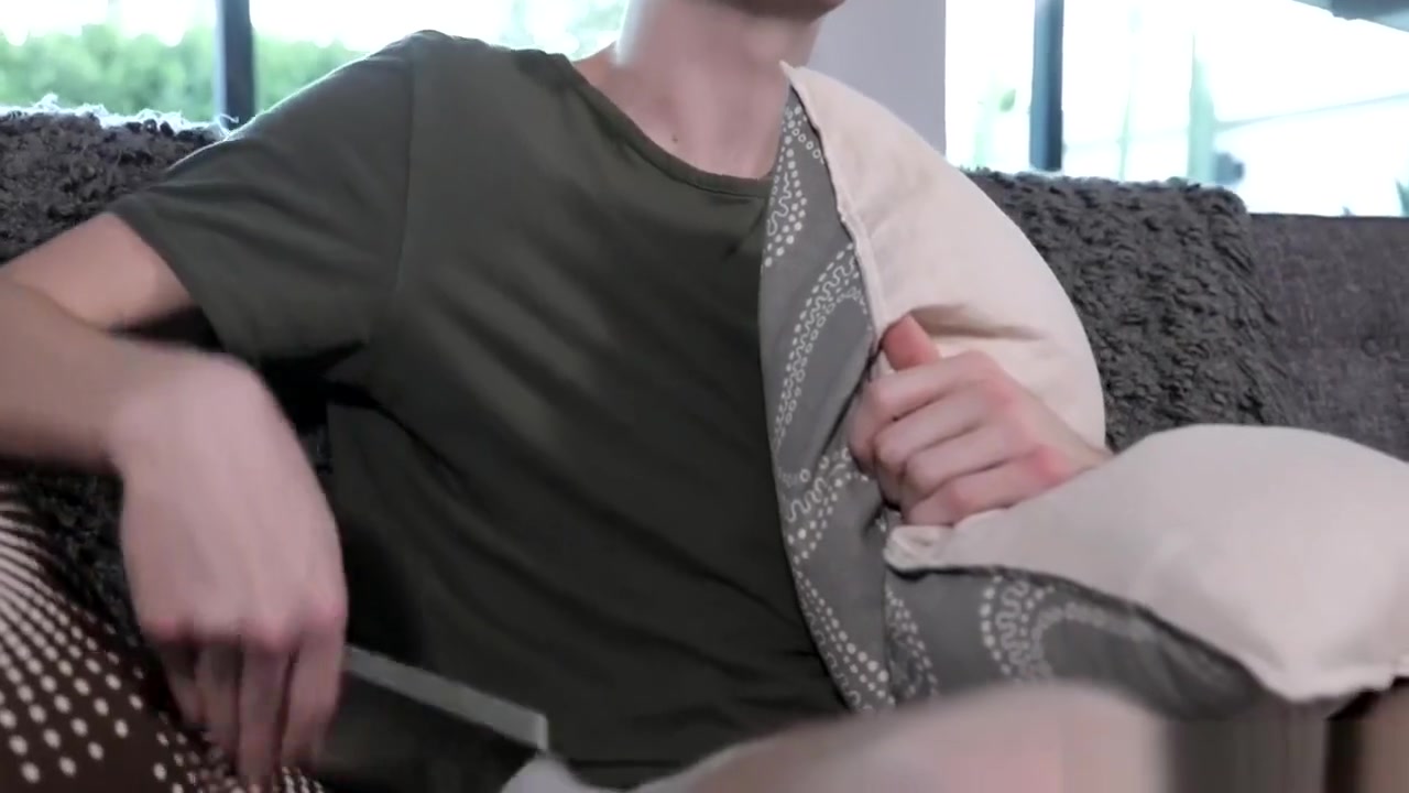 NextDoorBuddies Muscle Dick Barebacks Young College Boy