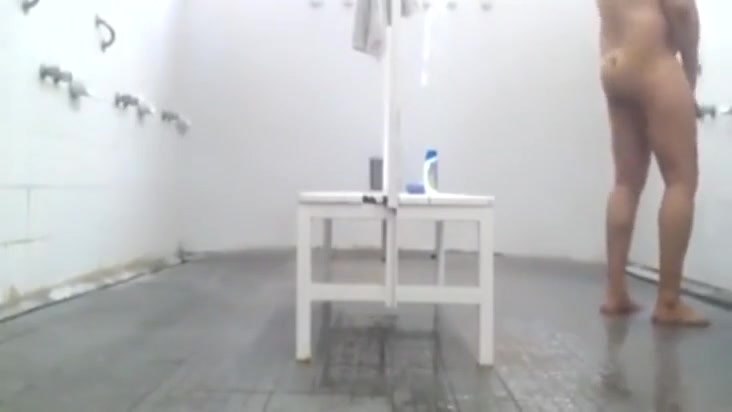 Spying On a Hung Guy in The Gym Showers
