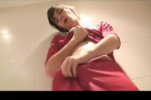 Boy Masturbating In The Shower