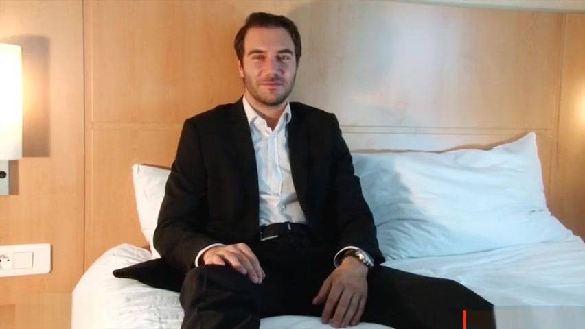 Handsome str8 dude's dick massage! (hetero male seduced for gay porn)