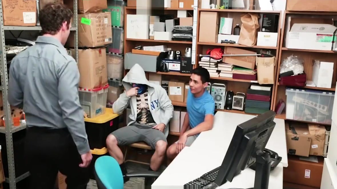 YoungPerps - Masked Perp gets fucked raw in tag team