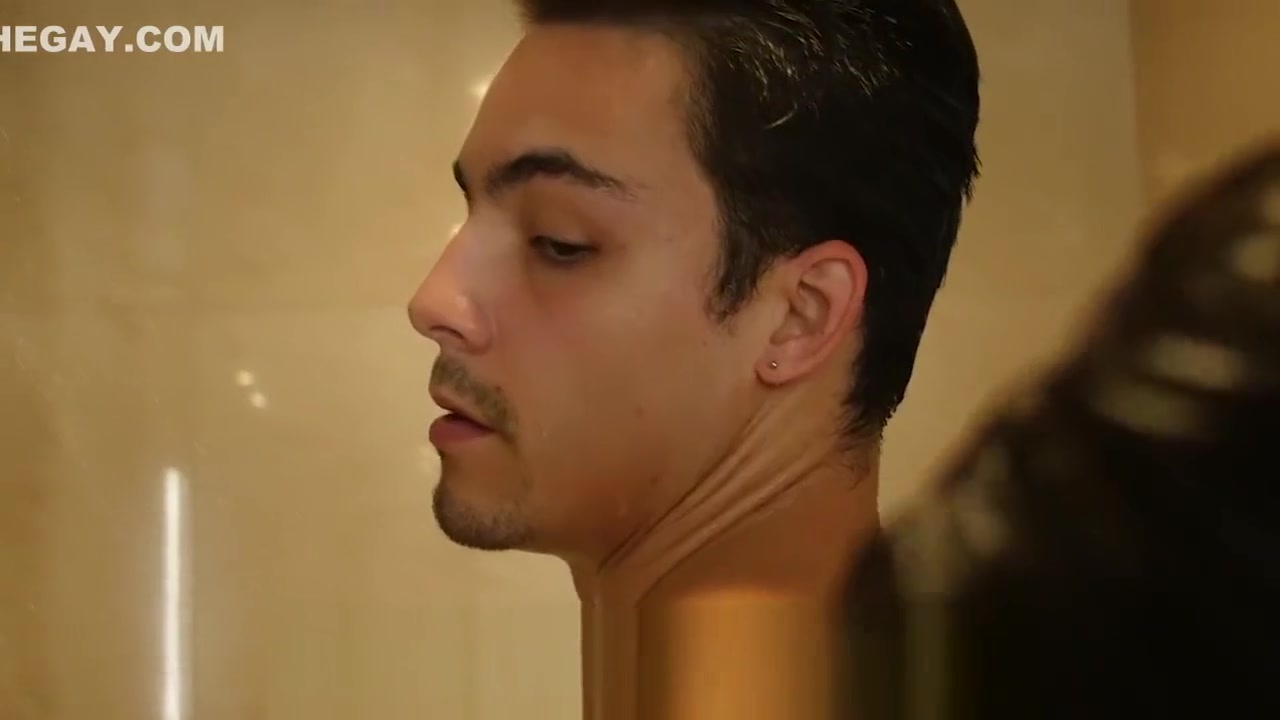 ShowerBait PEEPING shower pleasures