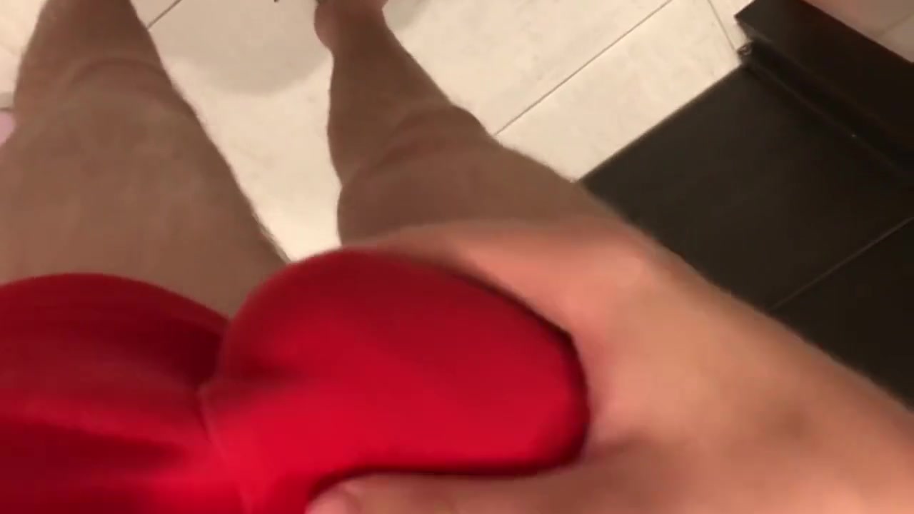 Guy jerking off in the shower