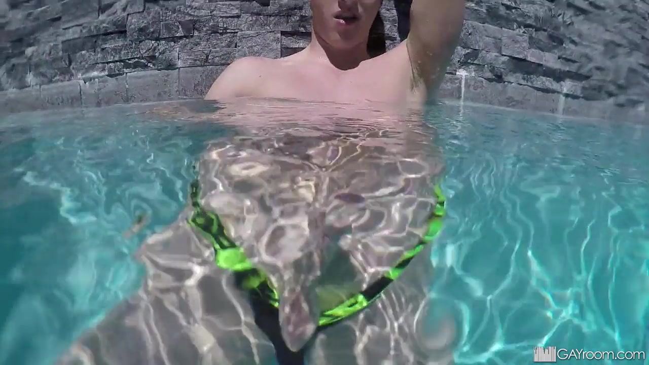 Wet N Wild Bull Ride - MenPOV