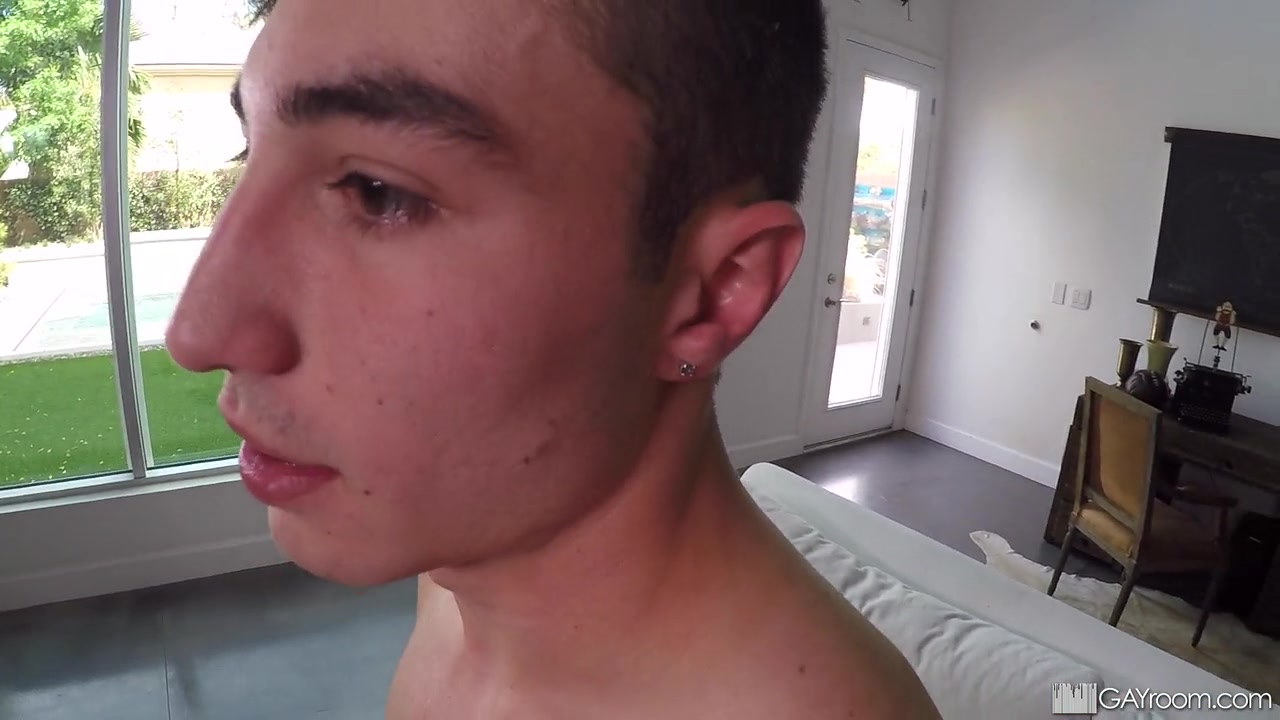 Alex - GayCastings