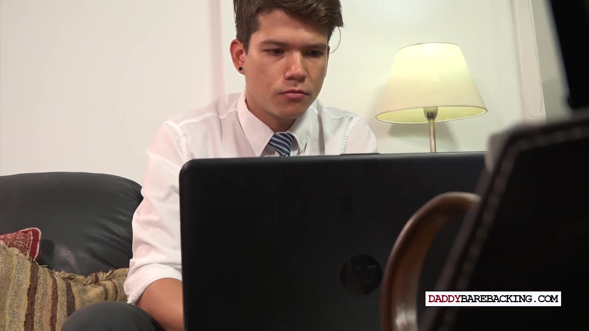 College Latin twink sucked off before breeding DILF