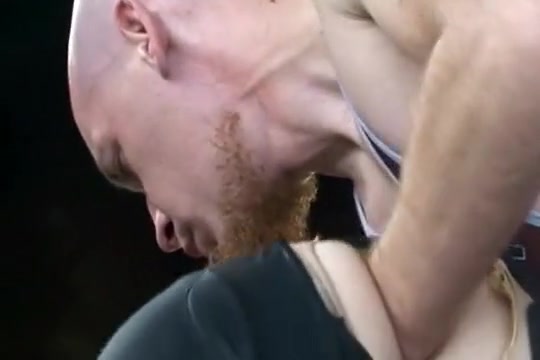 Singlets Fisting Freaks