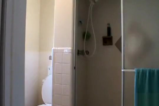 Shower muscle cam