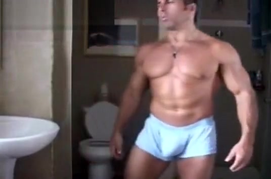 Nick Harmon takes a shower and shows off