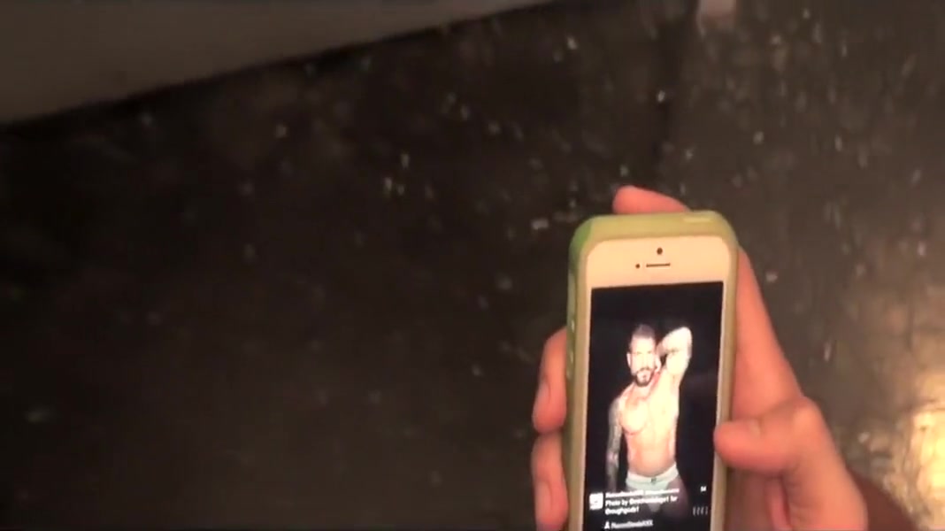 Grinder gloryhole fuckdate