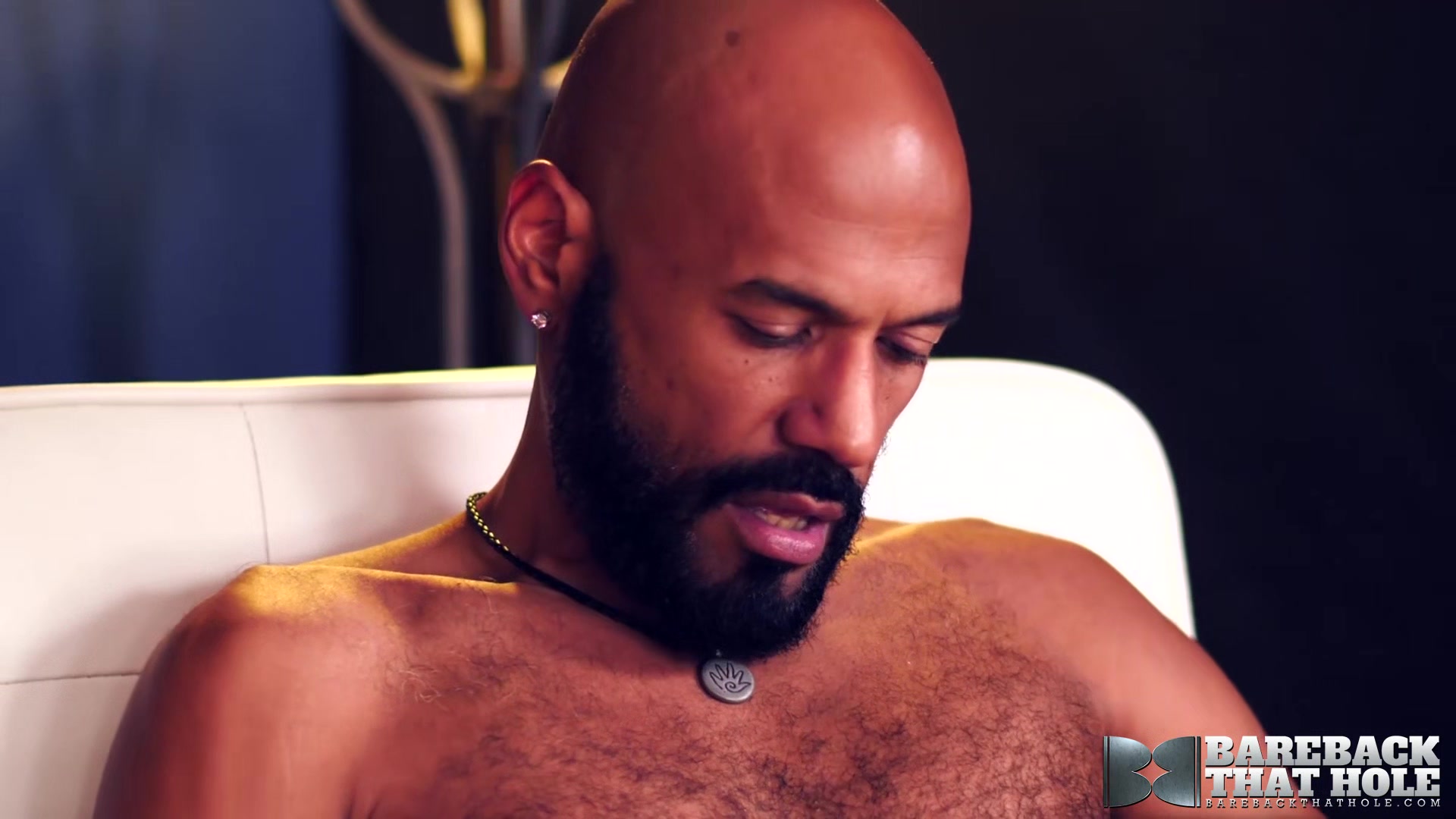 BAREBACKTHATHOLE Black Hunk Saul Leinad Masturbates Solo