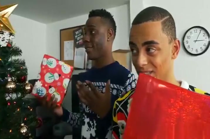 GRABASS OFFICE UGLY SWEATER PARTY BLACK