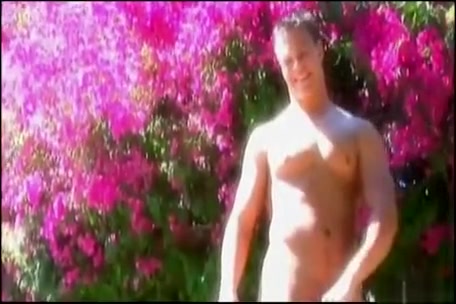 Damon shows off in the shower