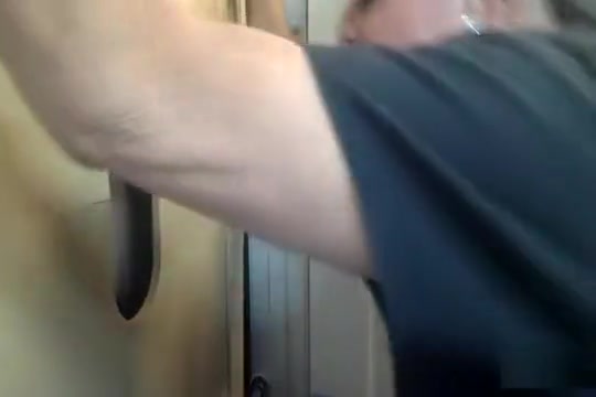 Mechanic gets serviced at gloryhole