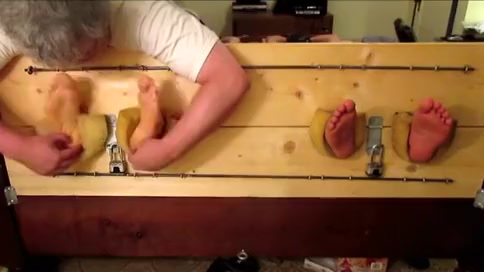 Kinky Otter & Str8 Hockey Play Tickle Party