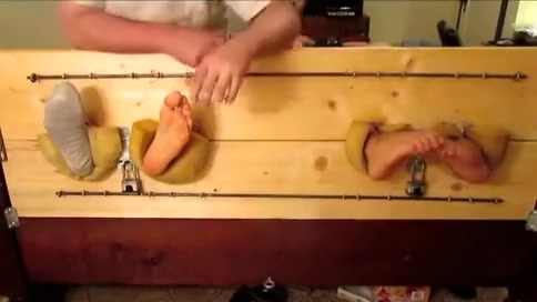 Kinky Otter & Str8 Hockey Play Tickle Party