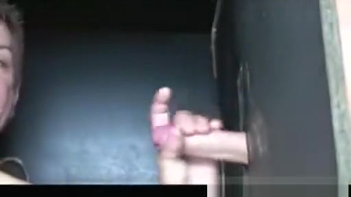 Aussie Will gets off at gloryhole