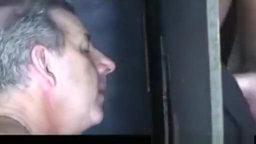 Aussie Will gets off at gloryhole