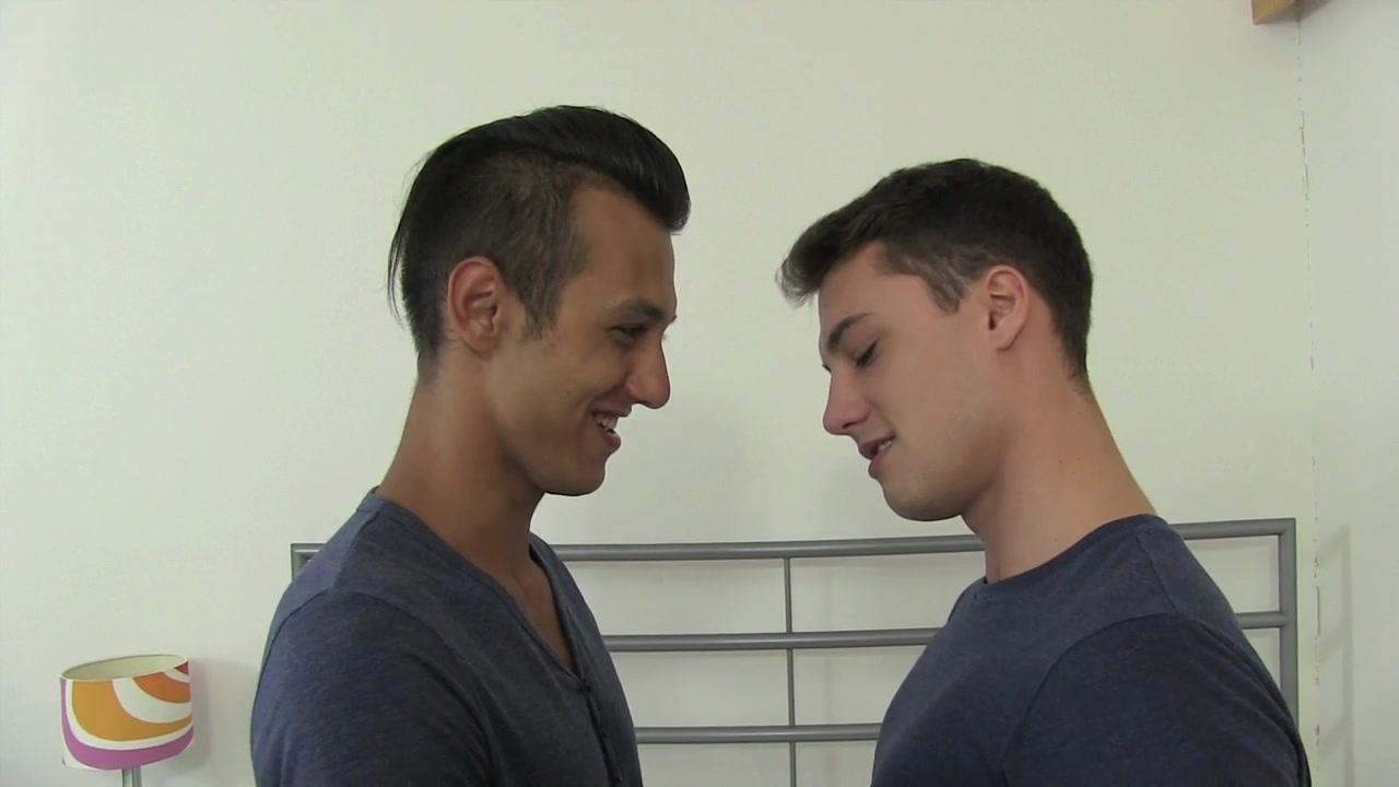 Martin Muse and Troy Vara - CruisingPorn