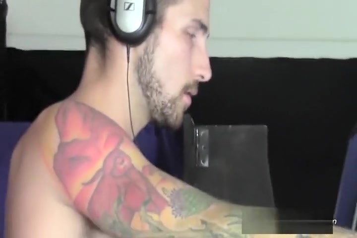 Sean gets sucked at gloryhole