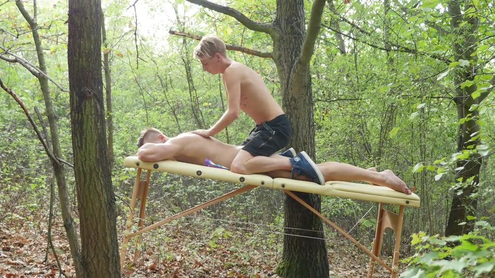 Vadim Lust and Alan Benfelen - CruisingPorn